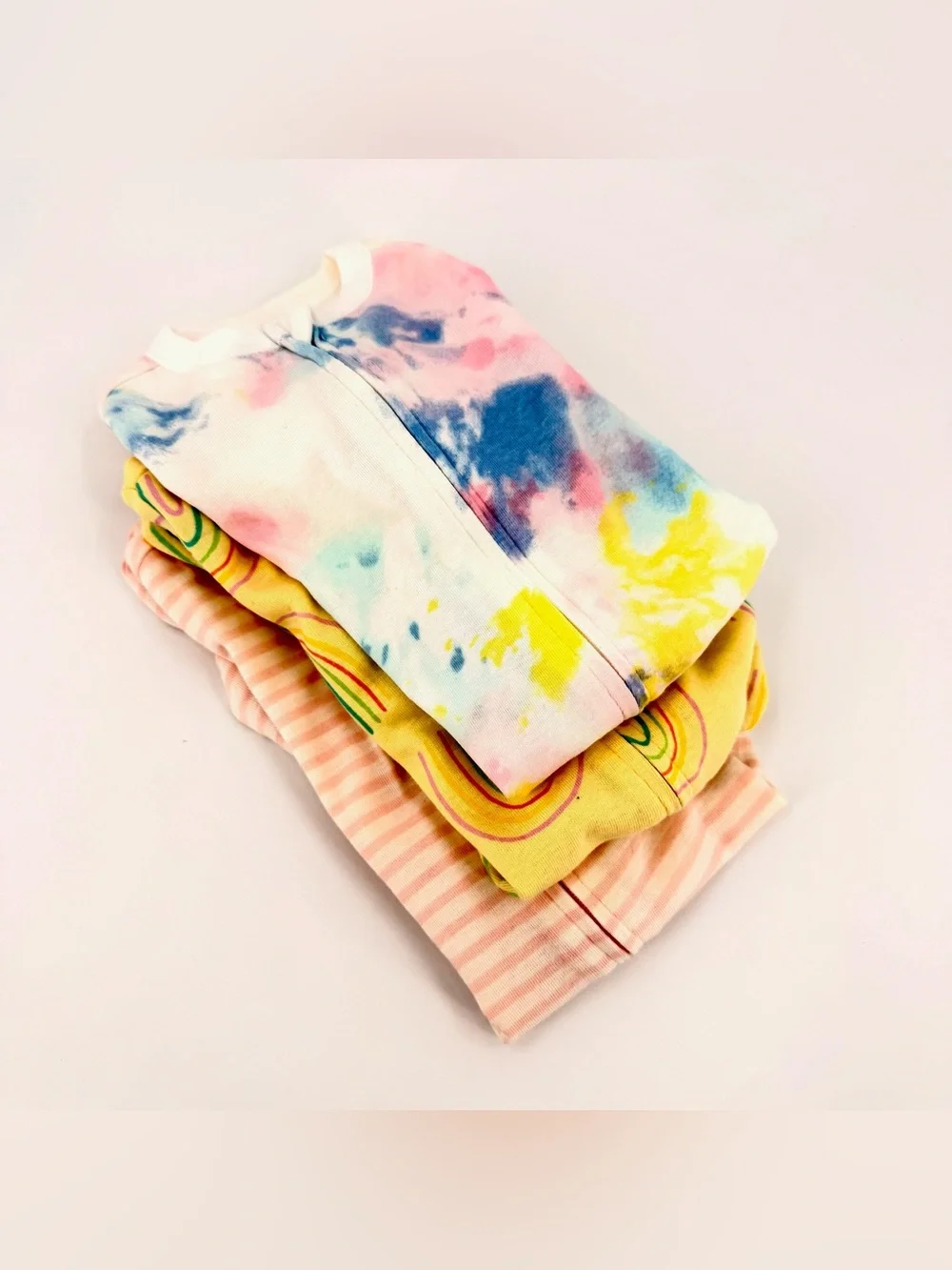 Old Navy Baby 0-3M Footed Pajamas 3 Pack Rainbow Tie Dye Sleepers